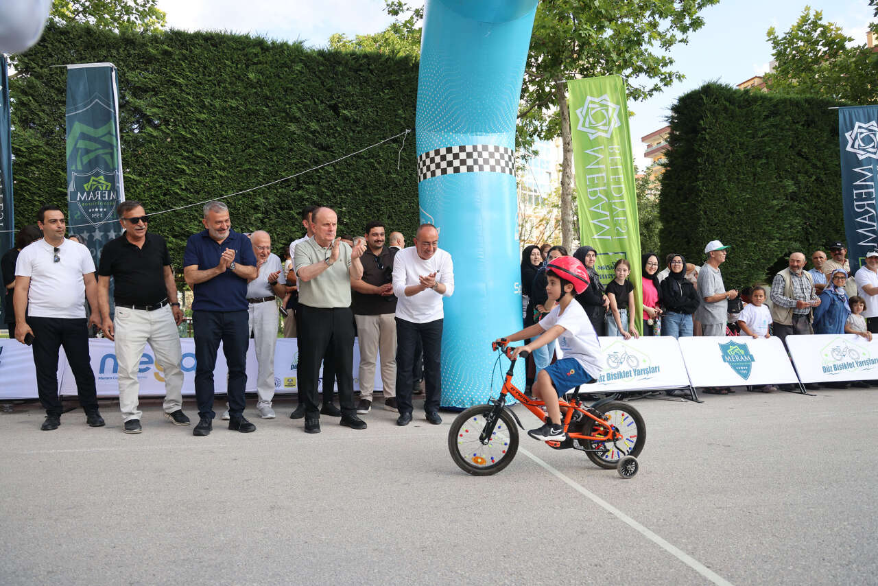 Konya’da çocuklar pedala bastı, herkes nefesini tuttu! Mahallede büyük heyecan 11